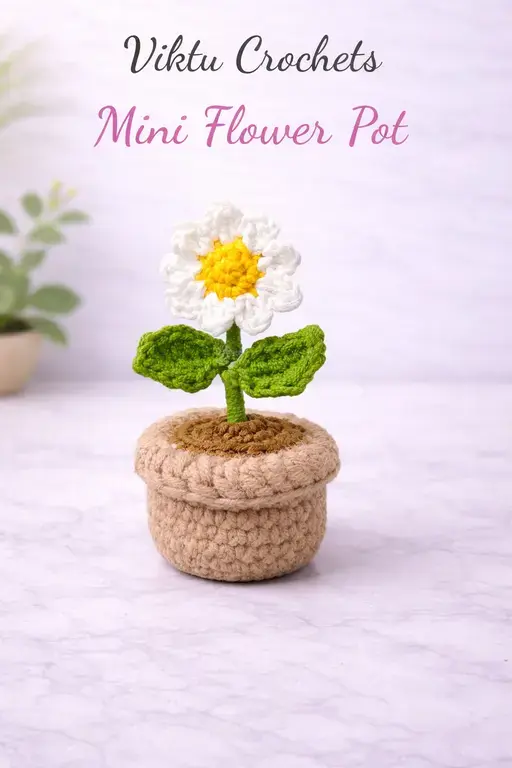 Crochet_Mini flower pot_Daisy Flower.webp